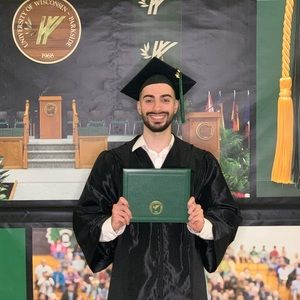 Meet your Posher, Kristiyan